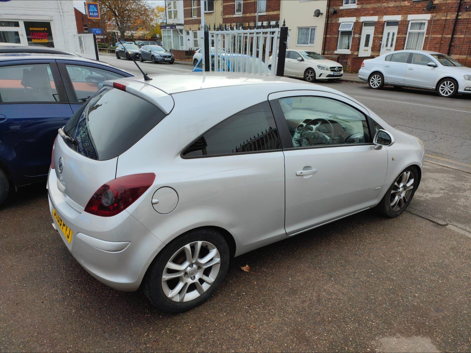 Used Vauxhall Corsa 2009 for sale - 76423127: Photo 7