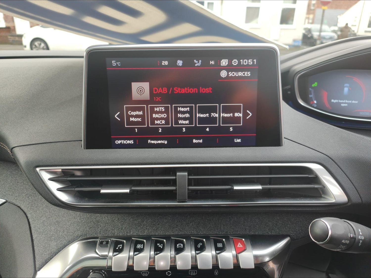 Used Peugeot 3008 2017 for sale - 76801616: Photo 16