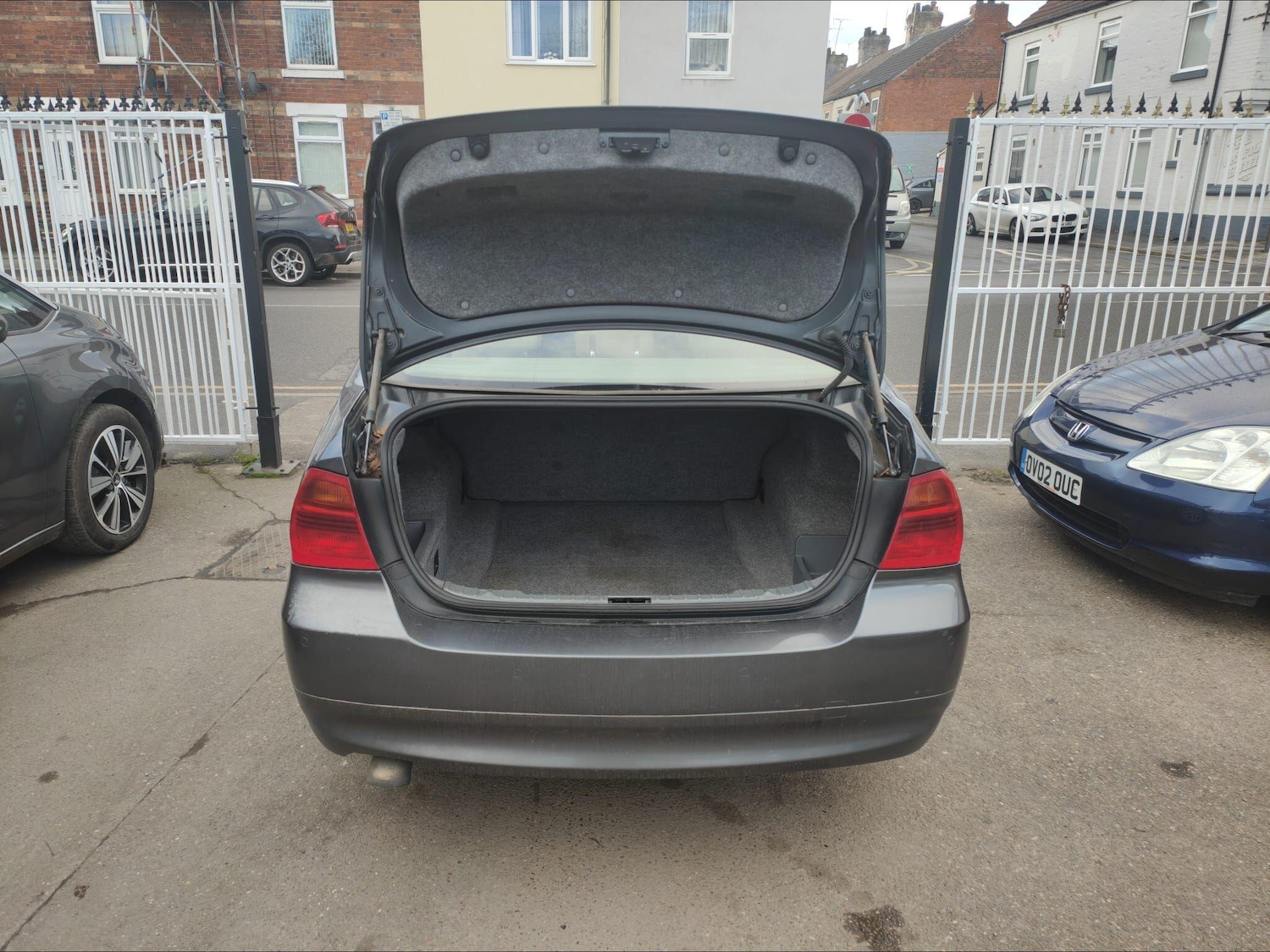 Used BMW 3 Series 2007 for sale - 76942388: Photo 8