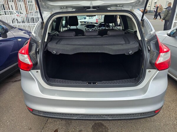 Used Ford Focus 2012 for sale - 75657281: Photo 19