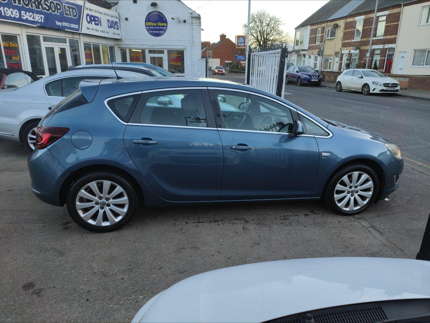 Used Vauxhall Astra 2013 for sale - 77101801: Photo 4