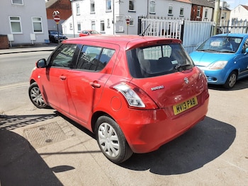 Used Suzuki Swift 2013 for sale - 79373410: Photo