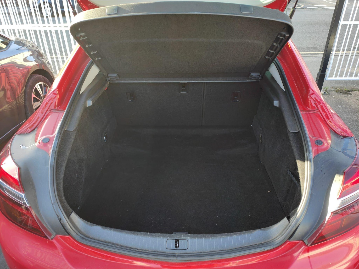 Used Vauxhall Insignia 2015 for sale - 76899056: Photo 6