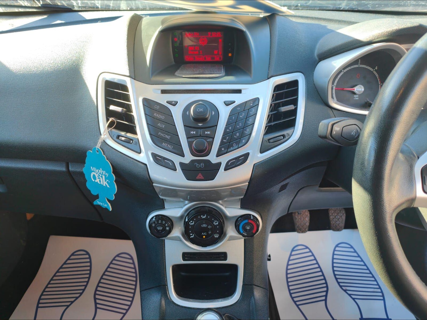 Used Ford Fiesta 2011 for sale - 76759522: Photo 17