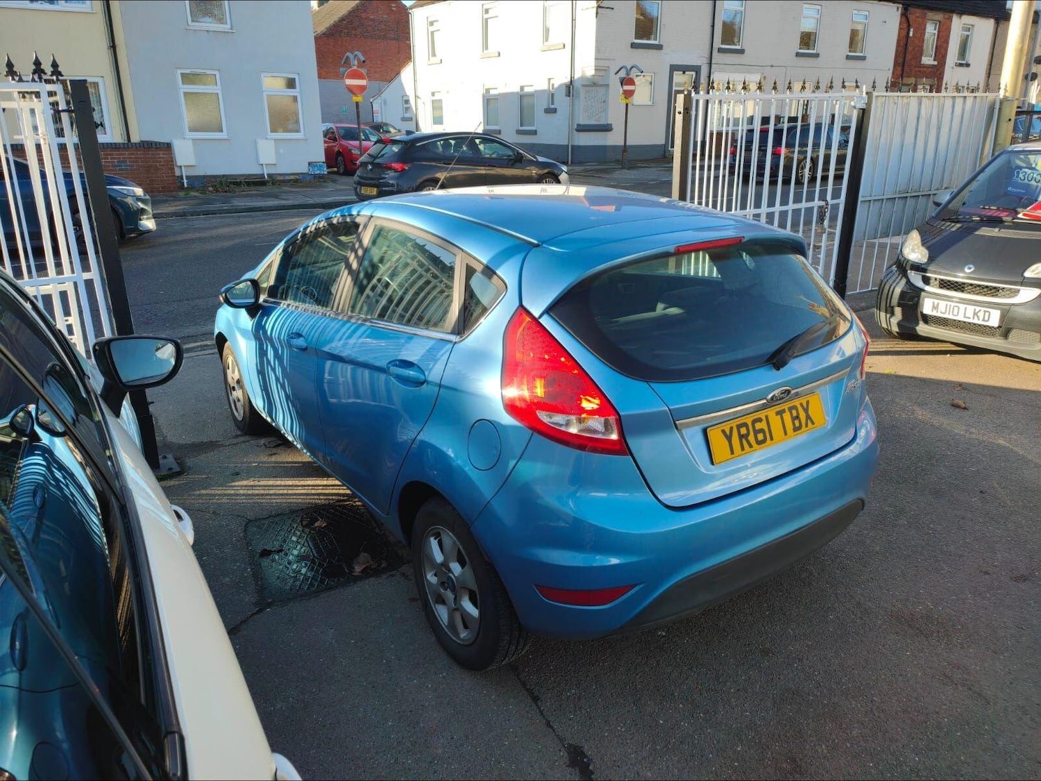 Used Ford Fiesta 2011 for sale - 76759522: Photo 3