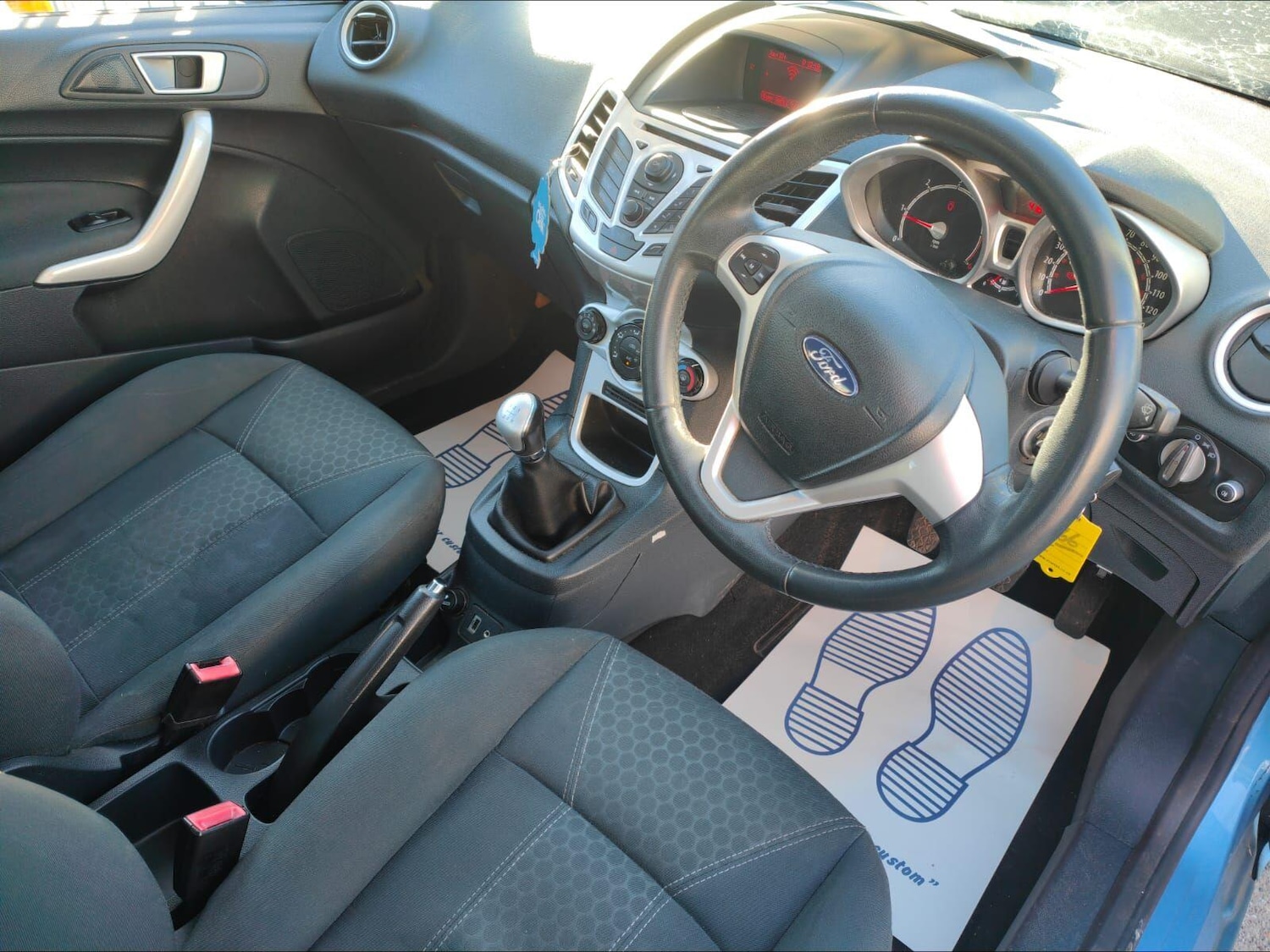 Used Ford Fiesta 2011 for sale - 76759522: Photo 9