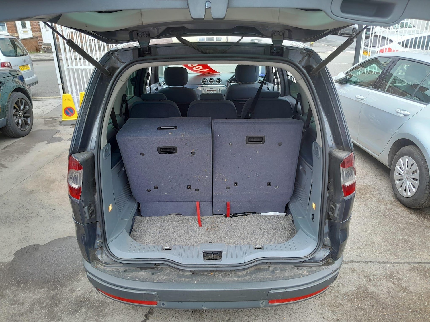 Used Ford Galaxy 2009 for sale - 77658792: Photo 7