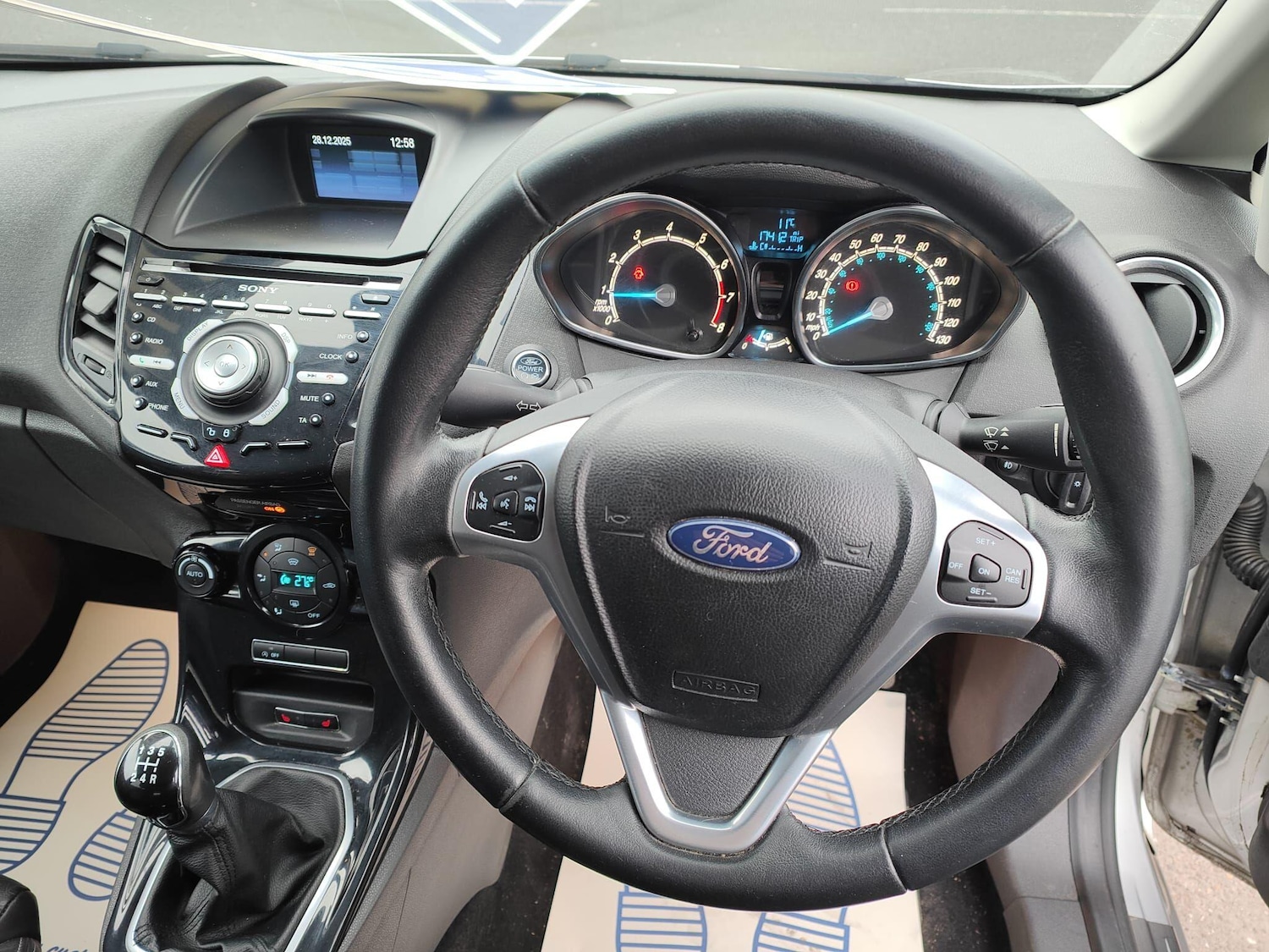 Used Ford Fiesta 2014 for sale - 77060454: Photo 14