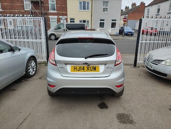 Used Ford Fiesta 2014 for sale - 77060454: Photo