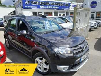 2015 (64) - 0.9 TCe Laureate Euro 5 5dr