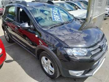 Used Dacia Sandero Stepway 2015 for sale - 74763099: Photo