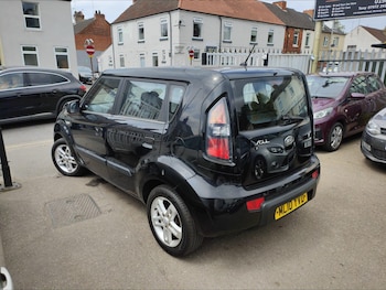 Used Kia Soul 2010 for sale - 78934331: Photo