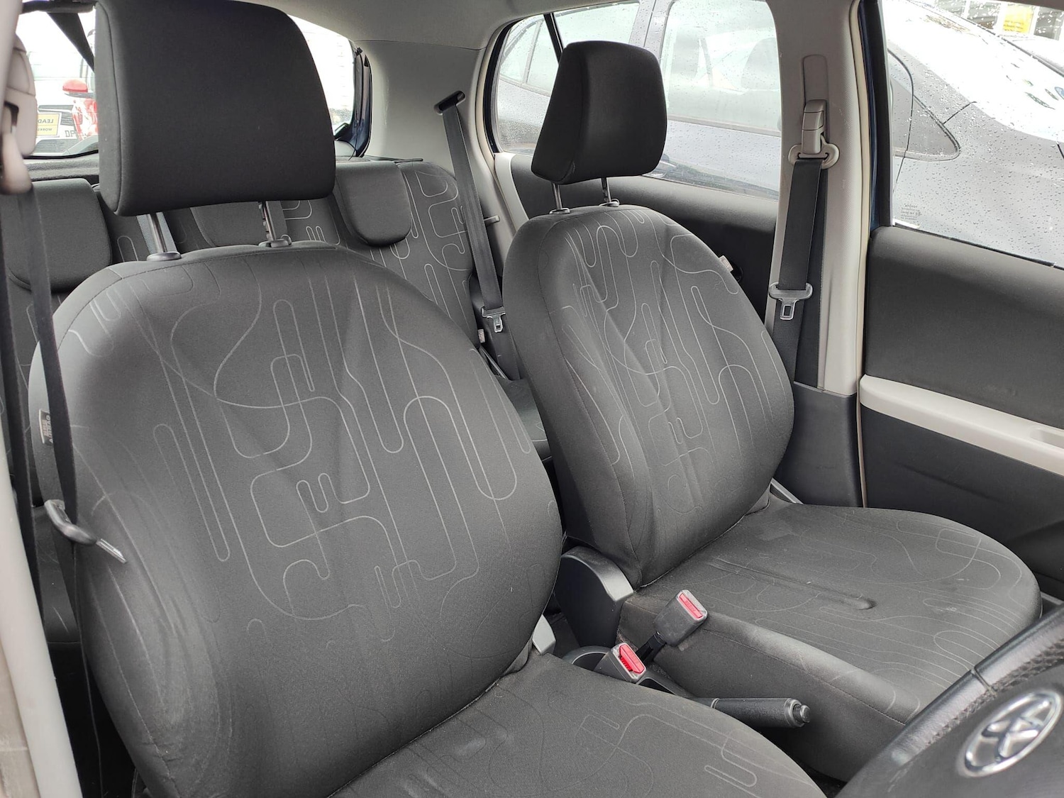 Used Toyota Yaris 2009 for sale - 76388716: Photo 8