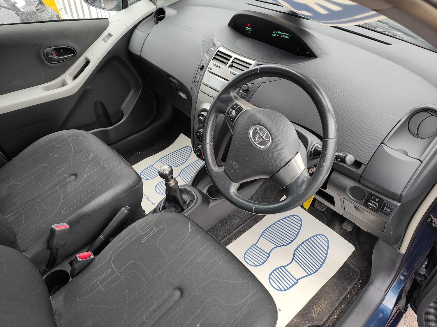 Used Toyota Yaris 2009 for sale - 76388716: Photo 9