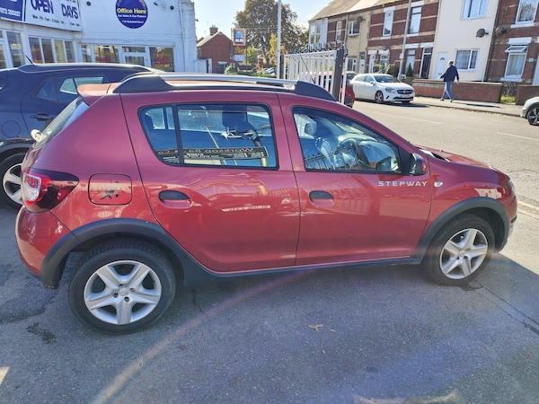 Used Dacia Sandero Stepway 2016 for sale - 76175026: Photo 7