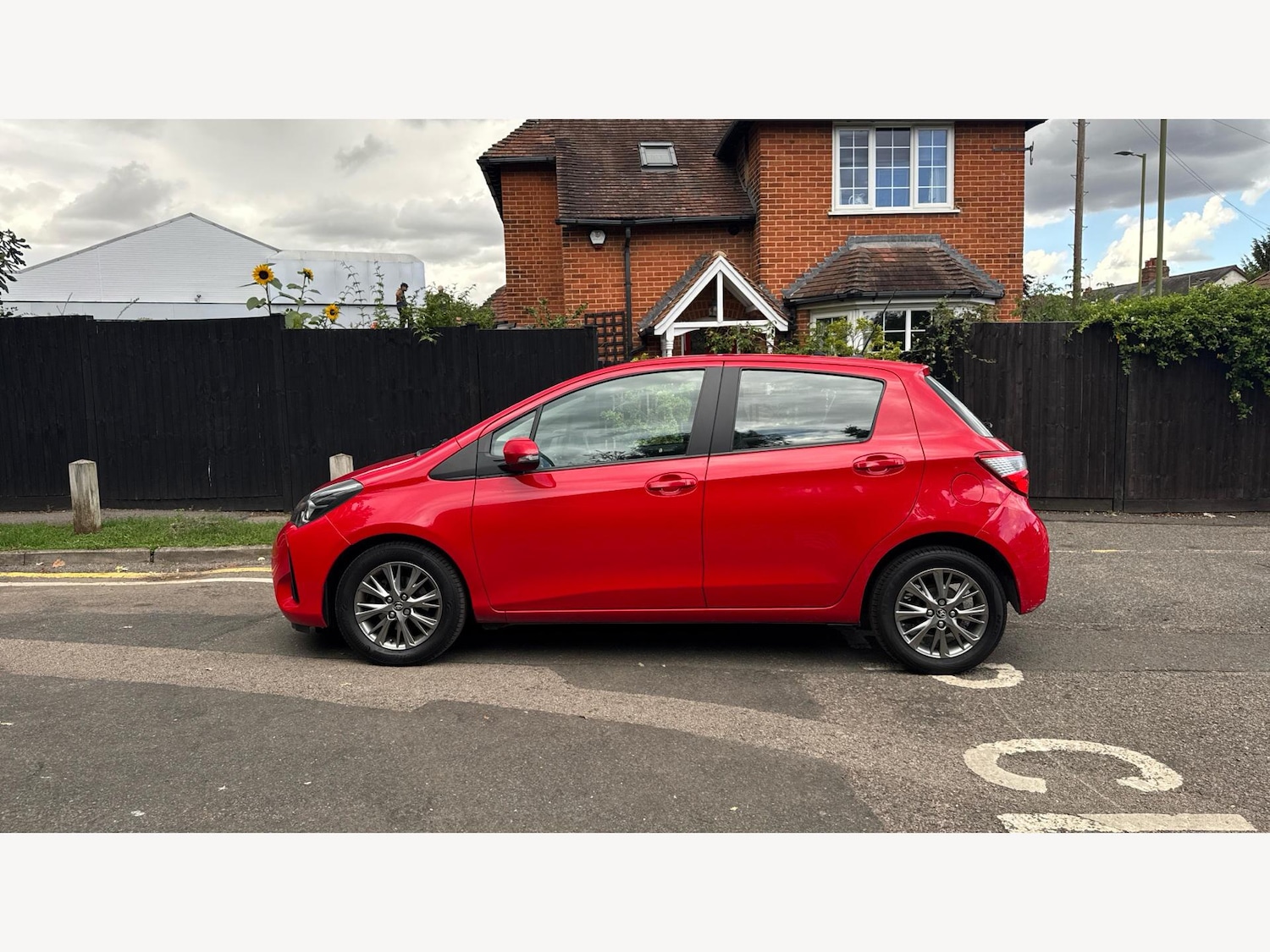 Used Toyota Yaris 2019 for sale - 76326301: Photo 19