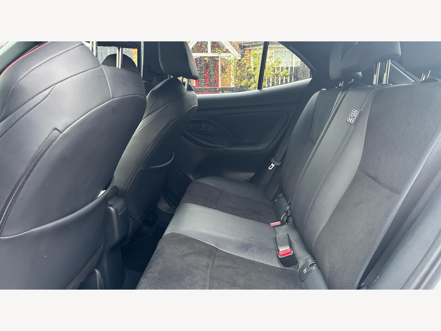 Used Toyota Yaris Cross 2024 for sale - 76742396: Photo 15