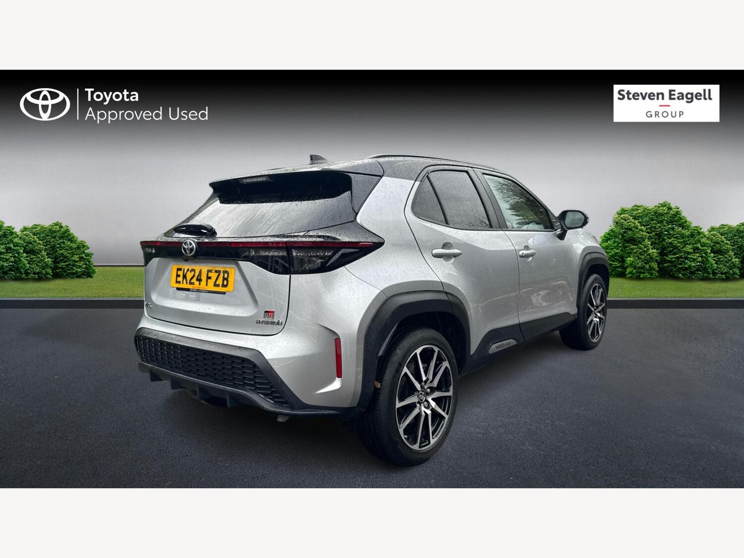 Used Toyota Yaris Cross 2024 for sale - 76742396: Photo 2