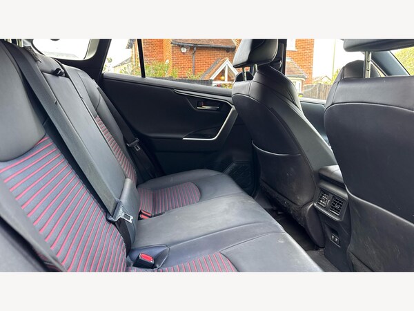 Used Toyota RAV4 2021 for sale - 76306289: Photo 14