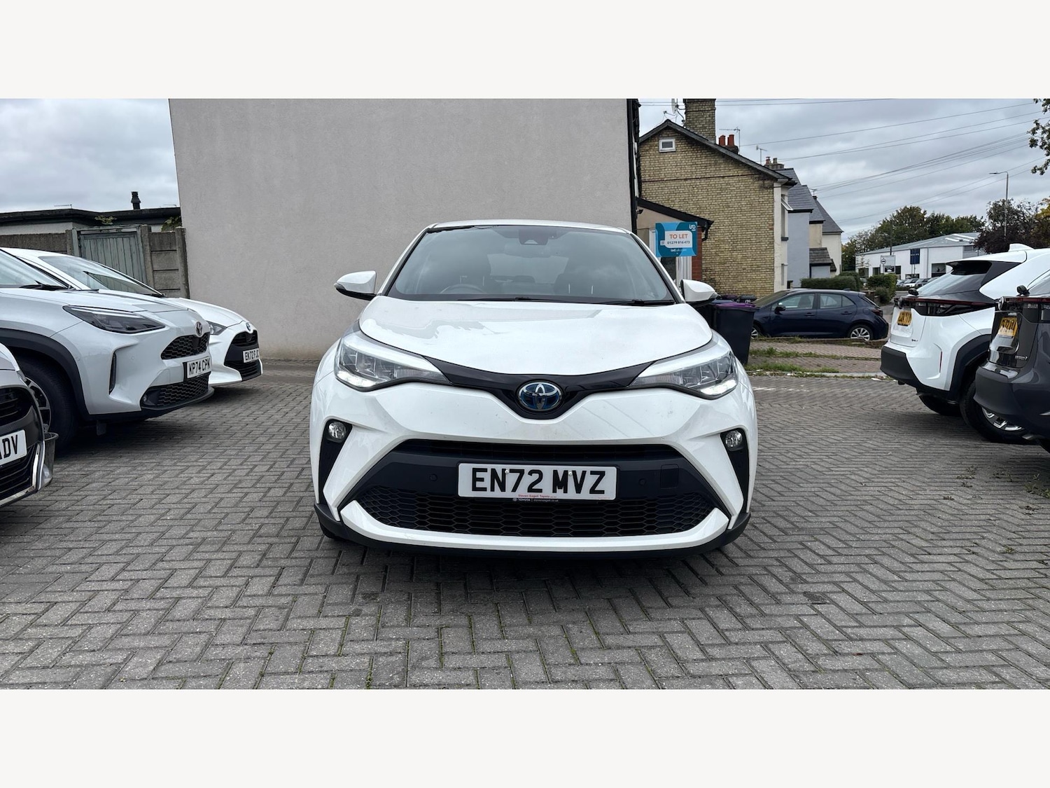Used Toyota C-HR 2023 for sale - 76327270: Photo 17