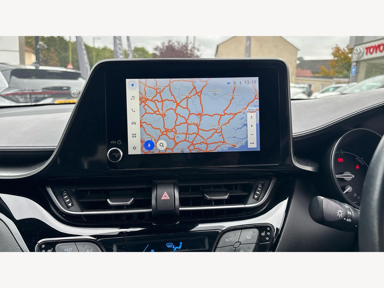 Used Toyota C-HR 2023 for sale - 76327270: Photo 9