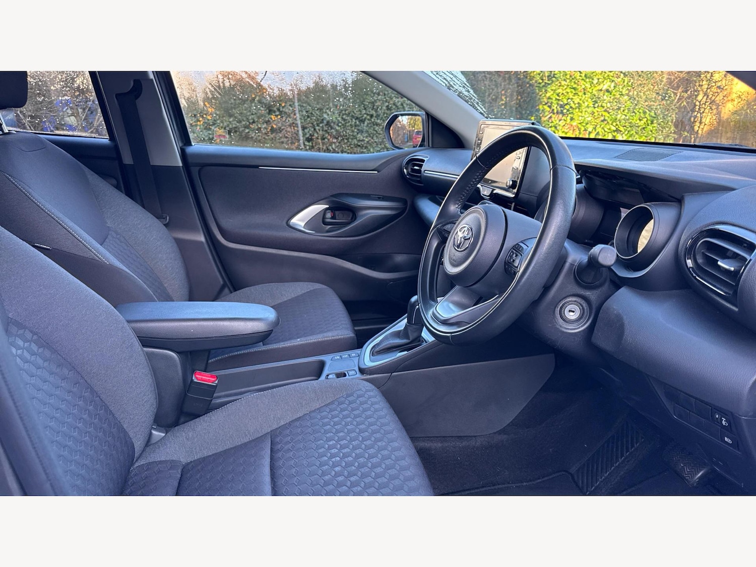 Used Toyota Yaris 2022 for sale - 77330836: Photo 13