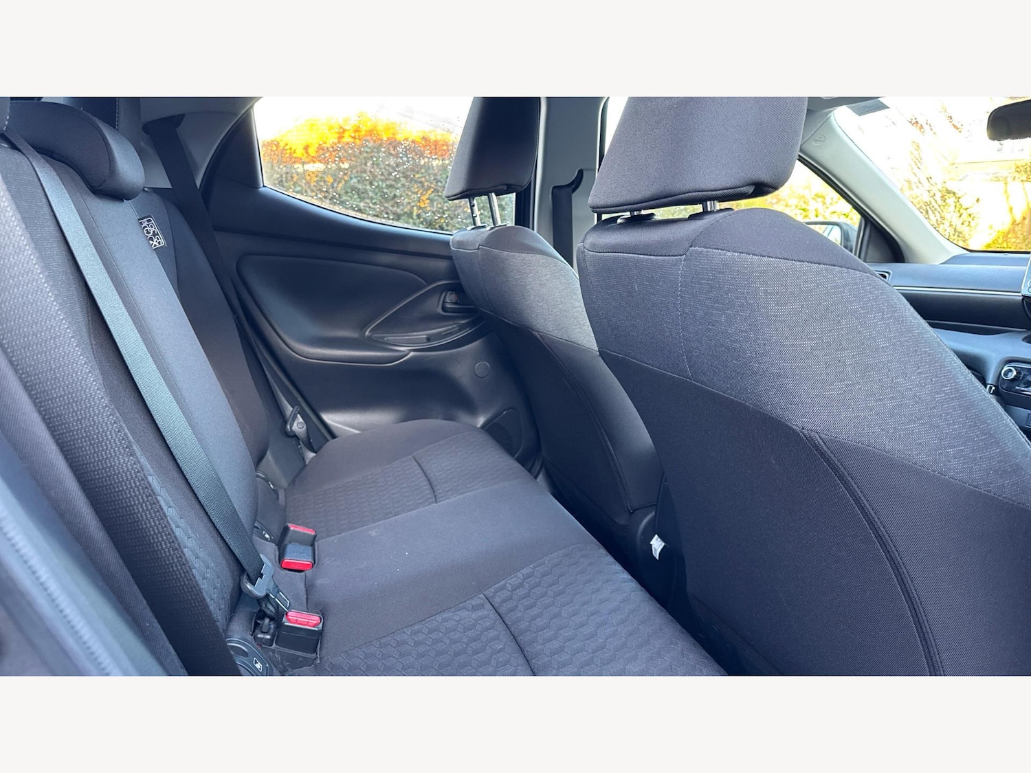 Used Toyota Yaris 2022 for sale - 77330836: Photo 14