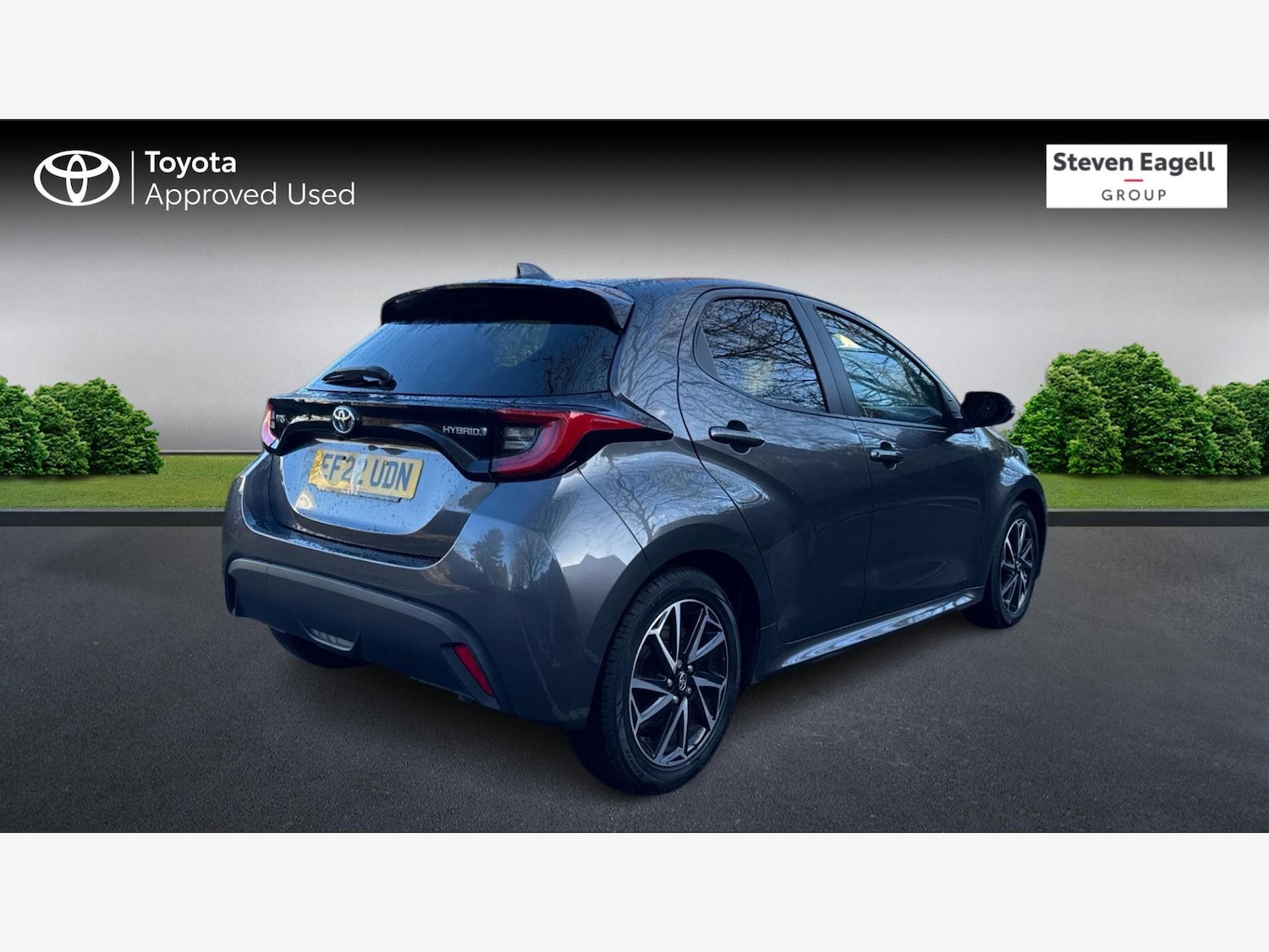 Used Toyota Yaris 2022 for sale - 77330836: Photo 2