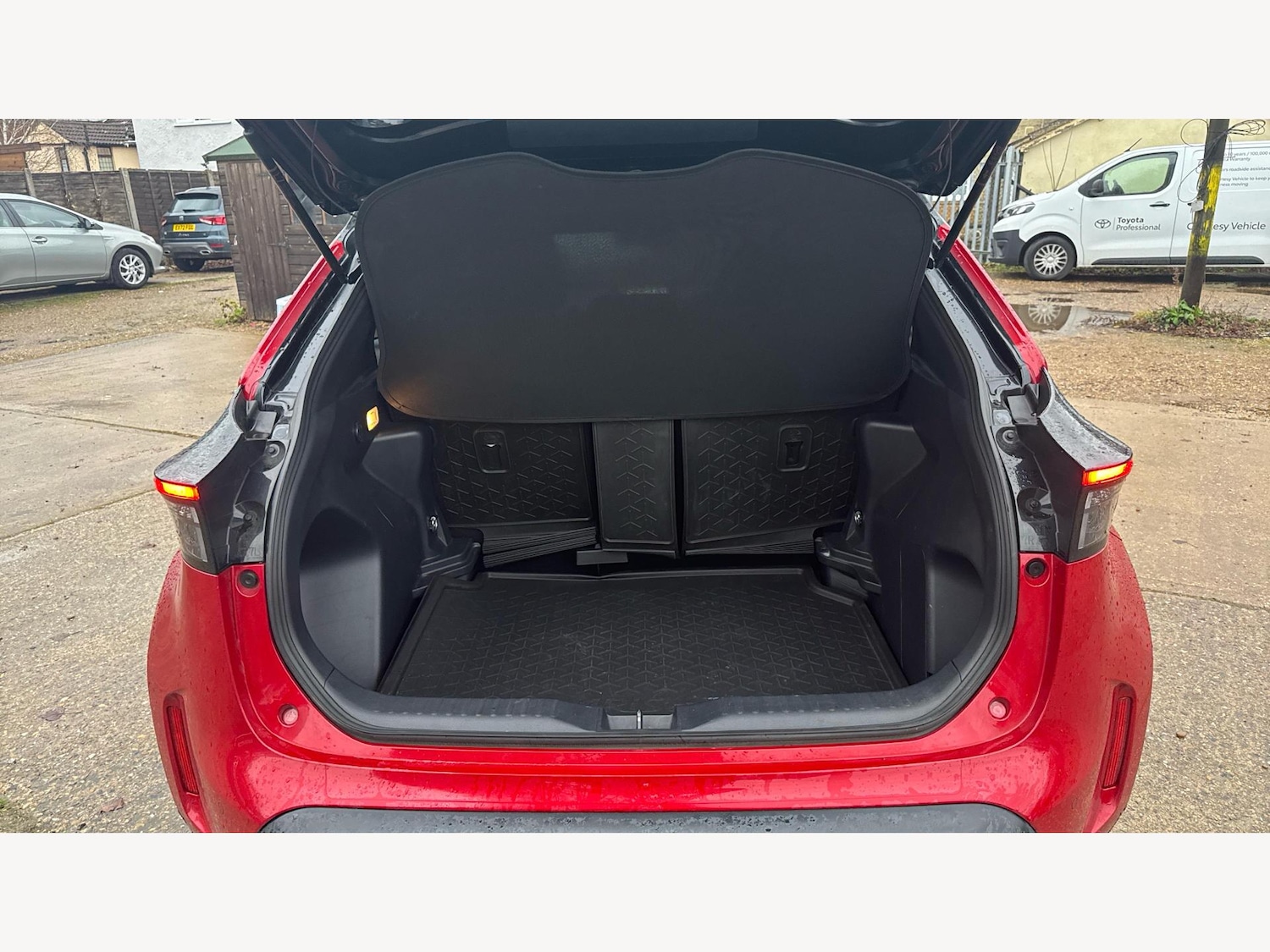 Used Toyota Yaris Cross 2023 for sale - 77330684: Photo 16