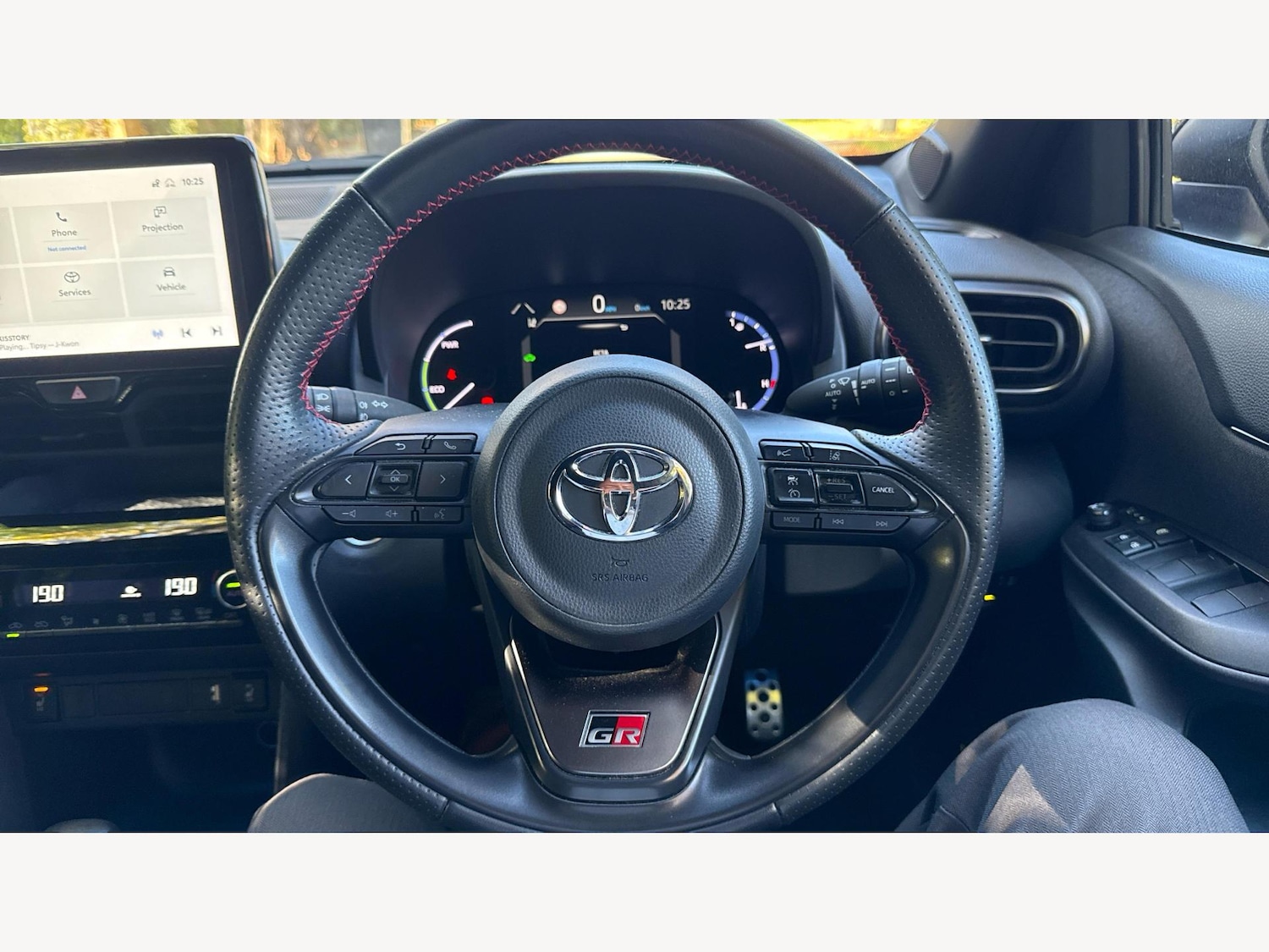 Used Toyota Yaris Cross 2024 for sale - 76167264: Photo 10