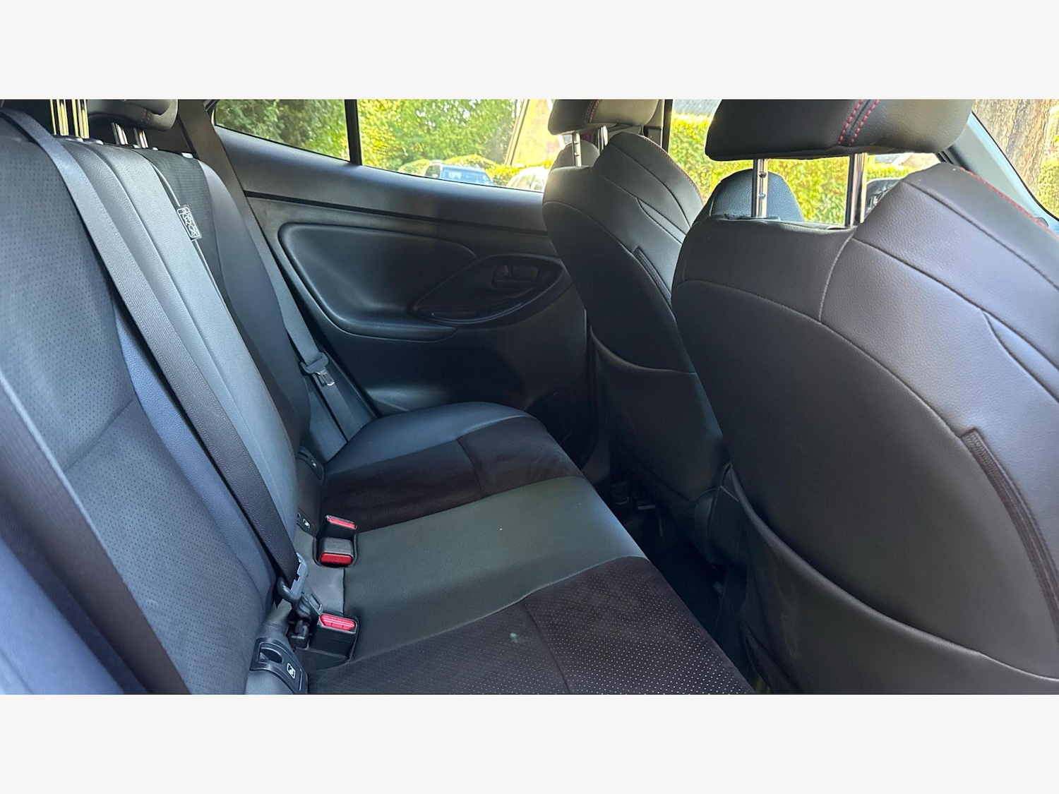 Used Toyota Yaris Cross 2024 for sale - 76167264: Photo 14