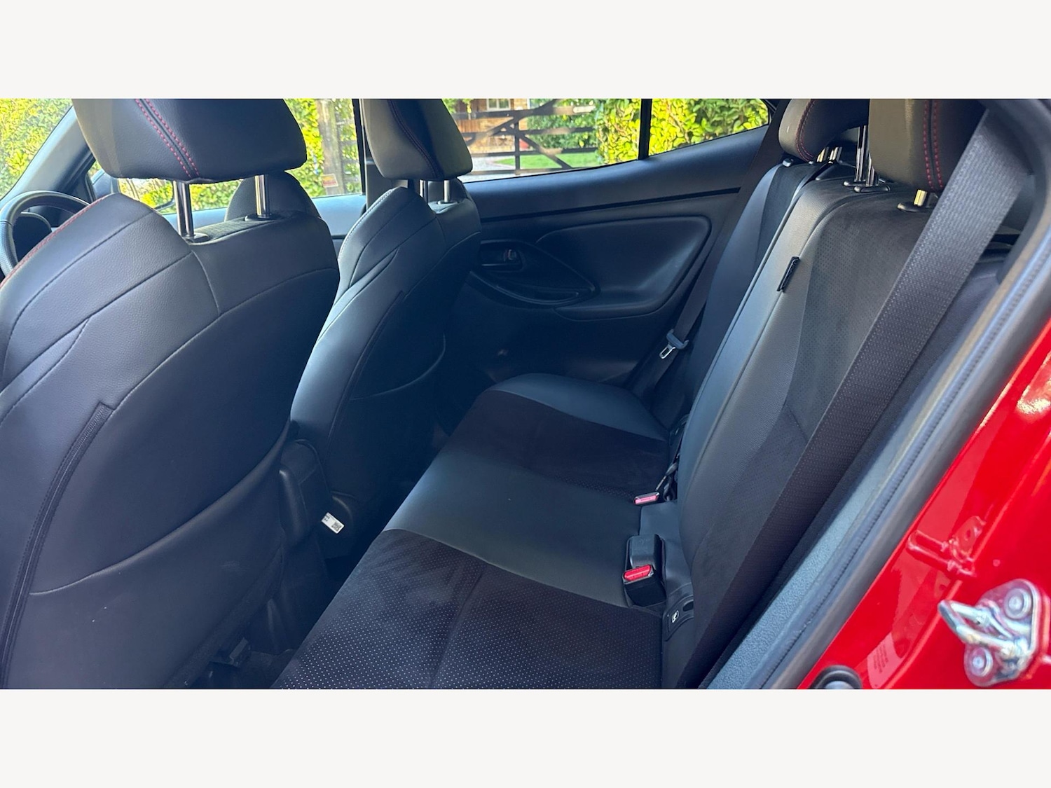 Used Toyota Yaris Cross 2024 for sale - 76167264: Photo 15