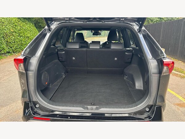 Used Toyota RAV4 2020 for sale - 76307130: Photo 16