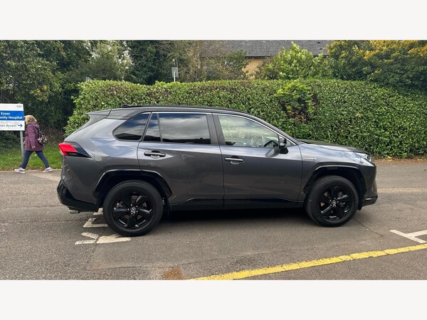 Used Toyota RAV4 2020 for sale - 76307130: Photo 18