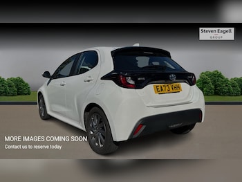 Used Toyota Yaris 2023 for sale - 76121477: Photo