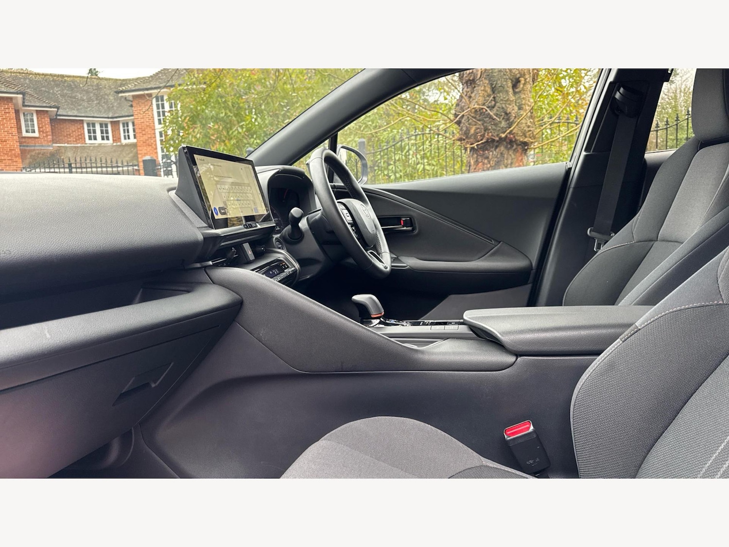 Used Toyota C-HR 2024 for sale - 77166722: Photo 12