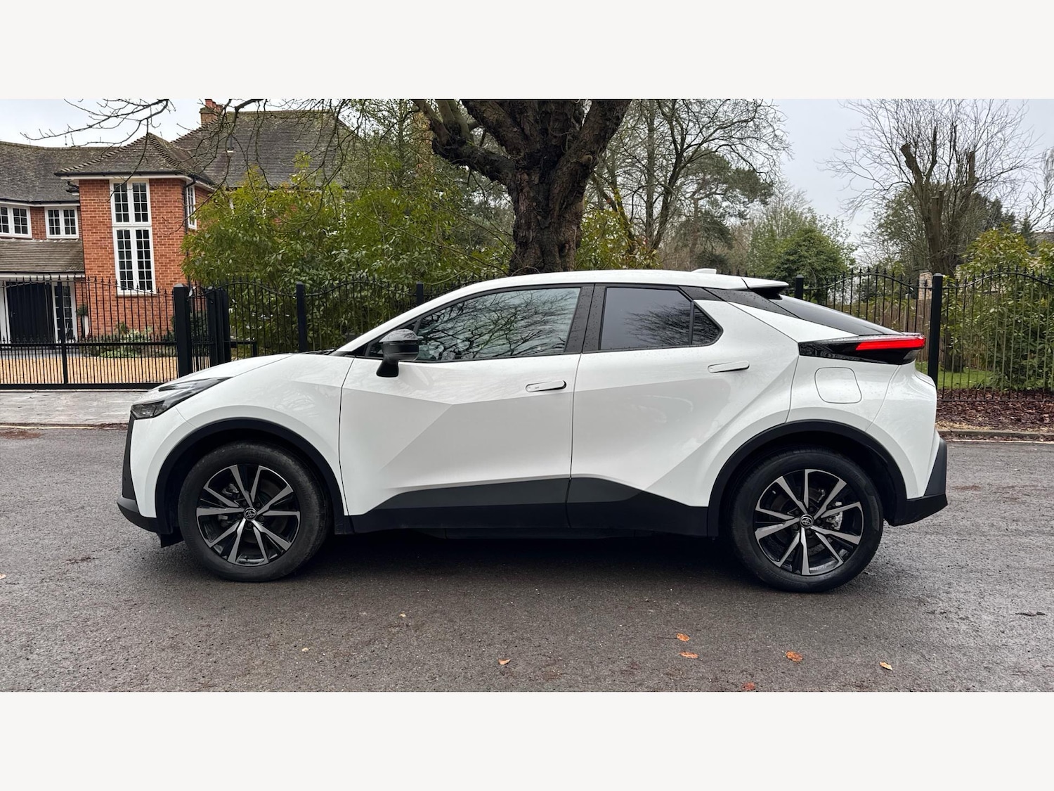 Used Toyota C-HR 2024 for sale - 77166722: Photo 19