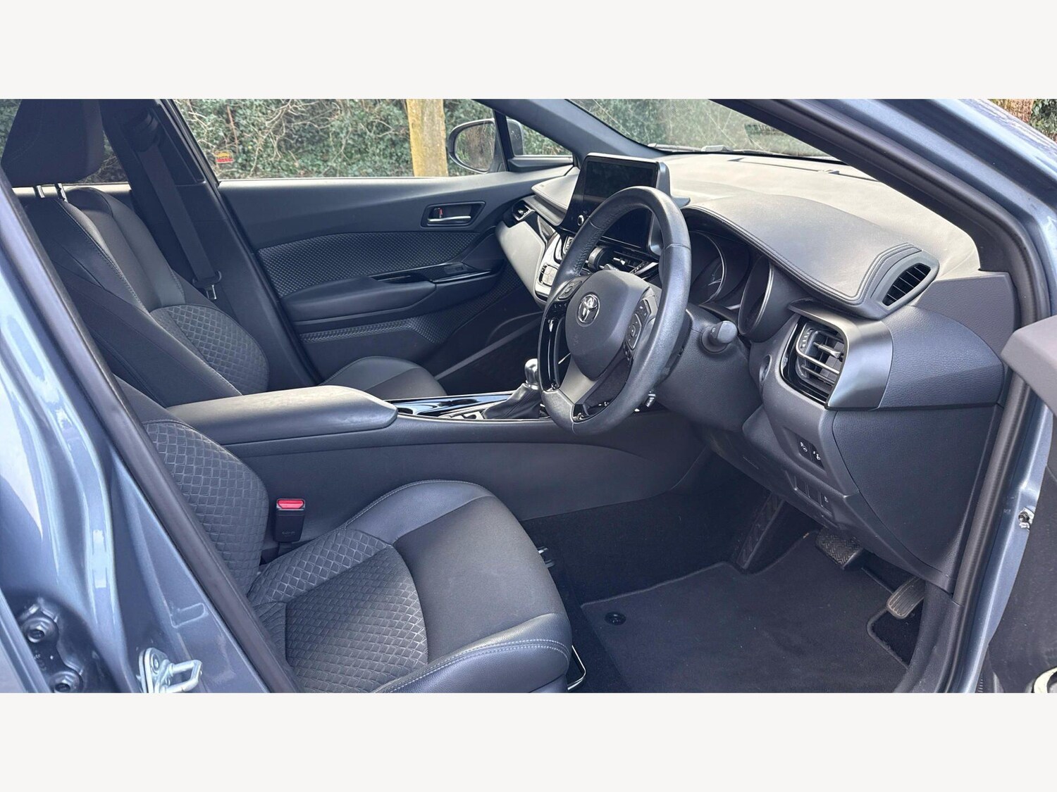 Used Toyota C-HR for sale - 77670598: Photo 13