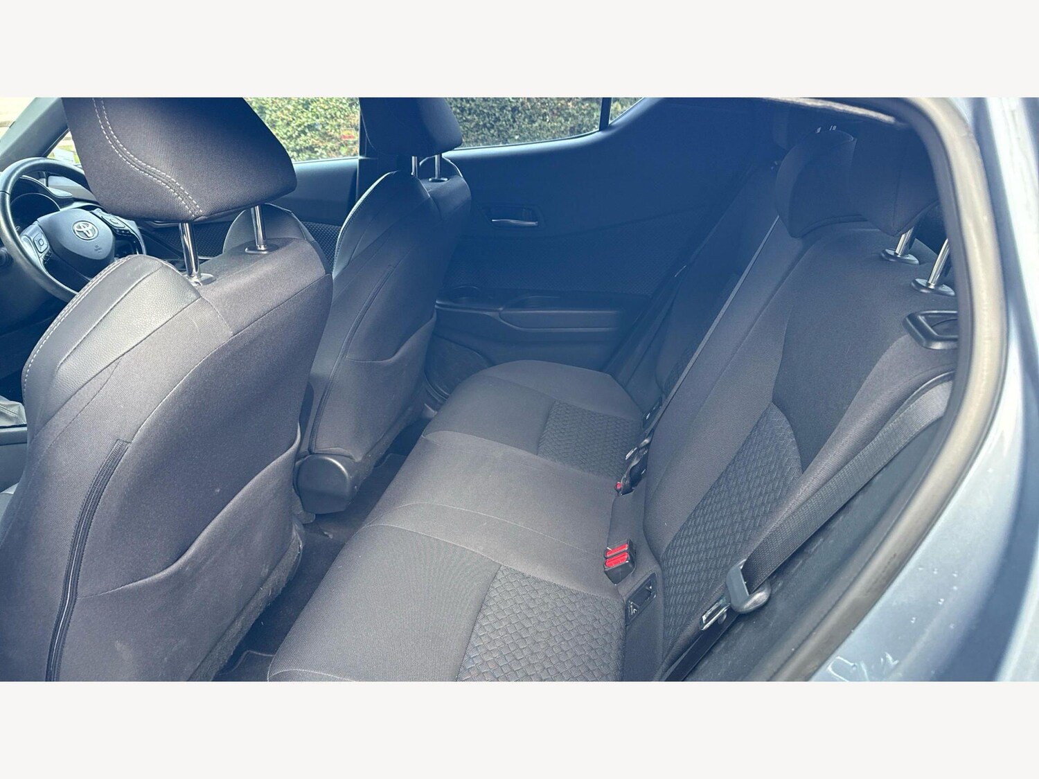 Used Toyota C-HR for sale - 77670598: Photo 15