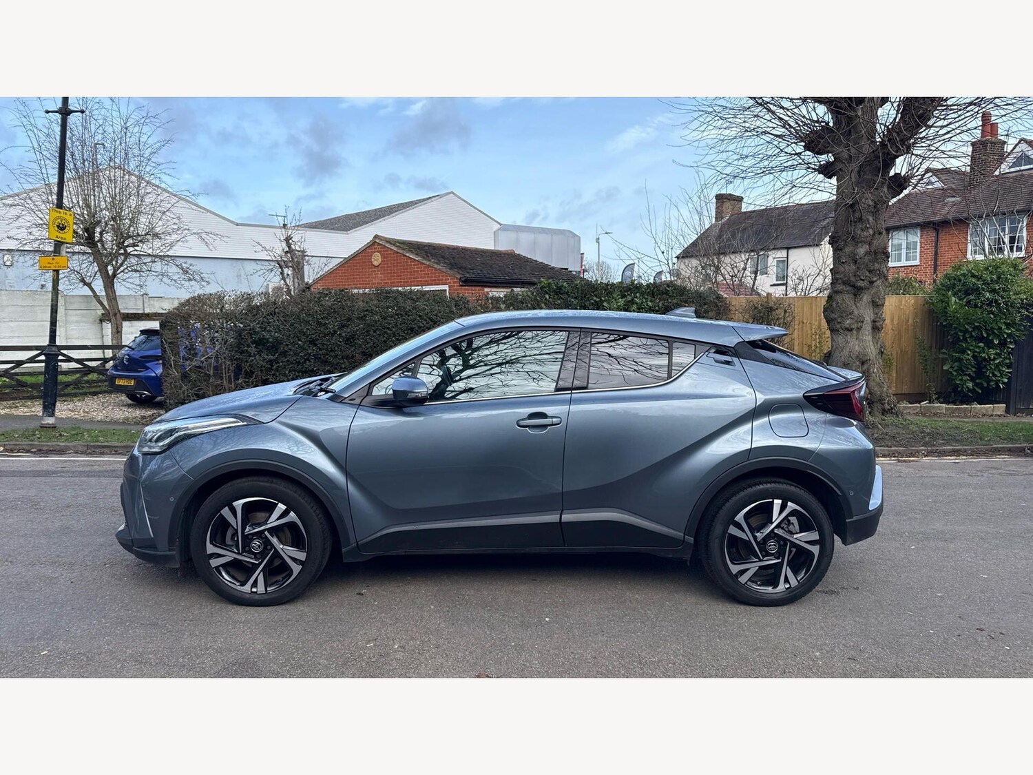 Used Toyota C-HR for sale - 77670598: Photo 19