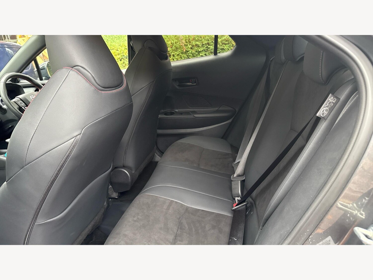 Used Toyota C-HR 2024 for sale - 77074165: Photo 15