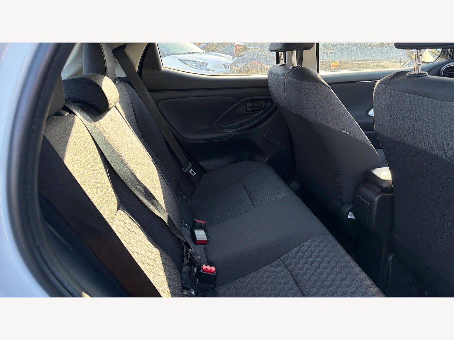 Used Toyota Yaris for sale - 77958351: Photo 14