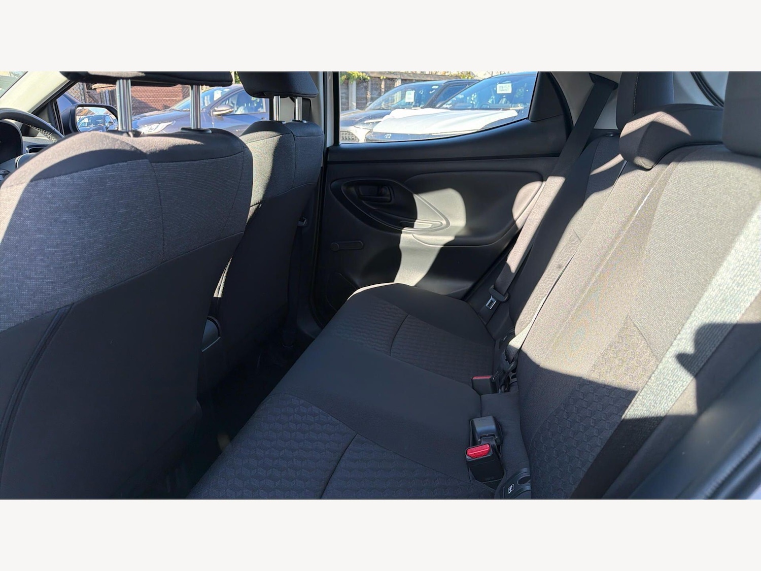 Used Toyota Yaris for sale - 77958351: Photo 15