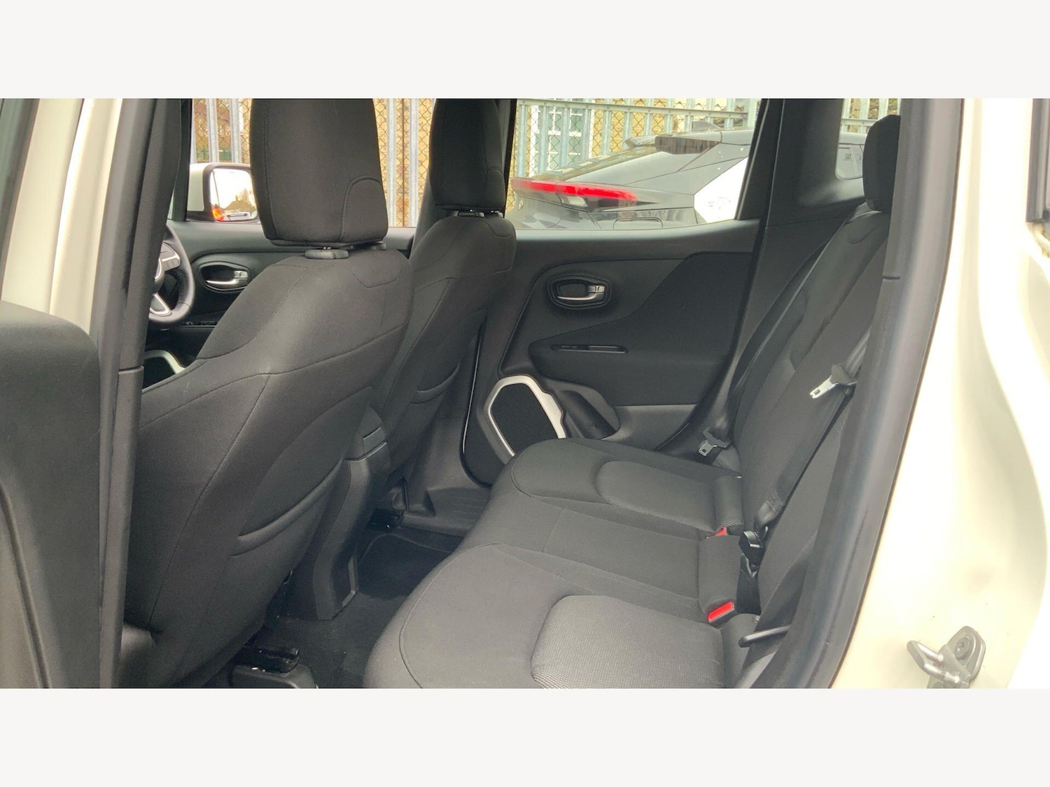 Used Jeep Renegade 2016 for sale - 77637388: Photo 15