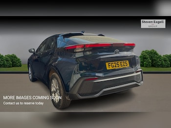 Used Toyota C-HR 2025 for sale - 79132488: Photo