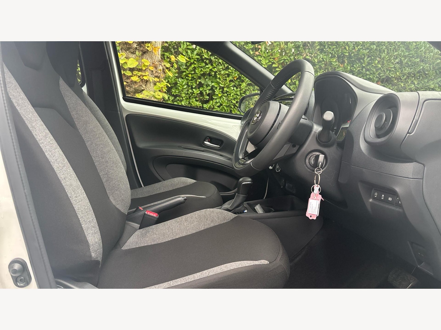 Used Toyota Aygo X 2024 for sale - 77097360: Photo 13