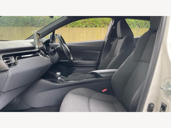 Used Toyota C-HR 2019 for sale - 75838903: Photo 12