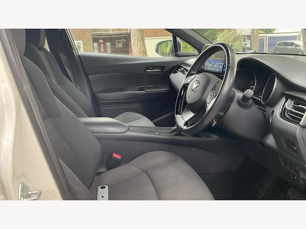 Used Toyota C-HR 2019 for sale - 75838903: Photo 13