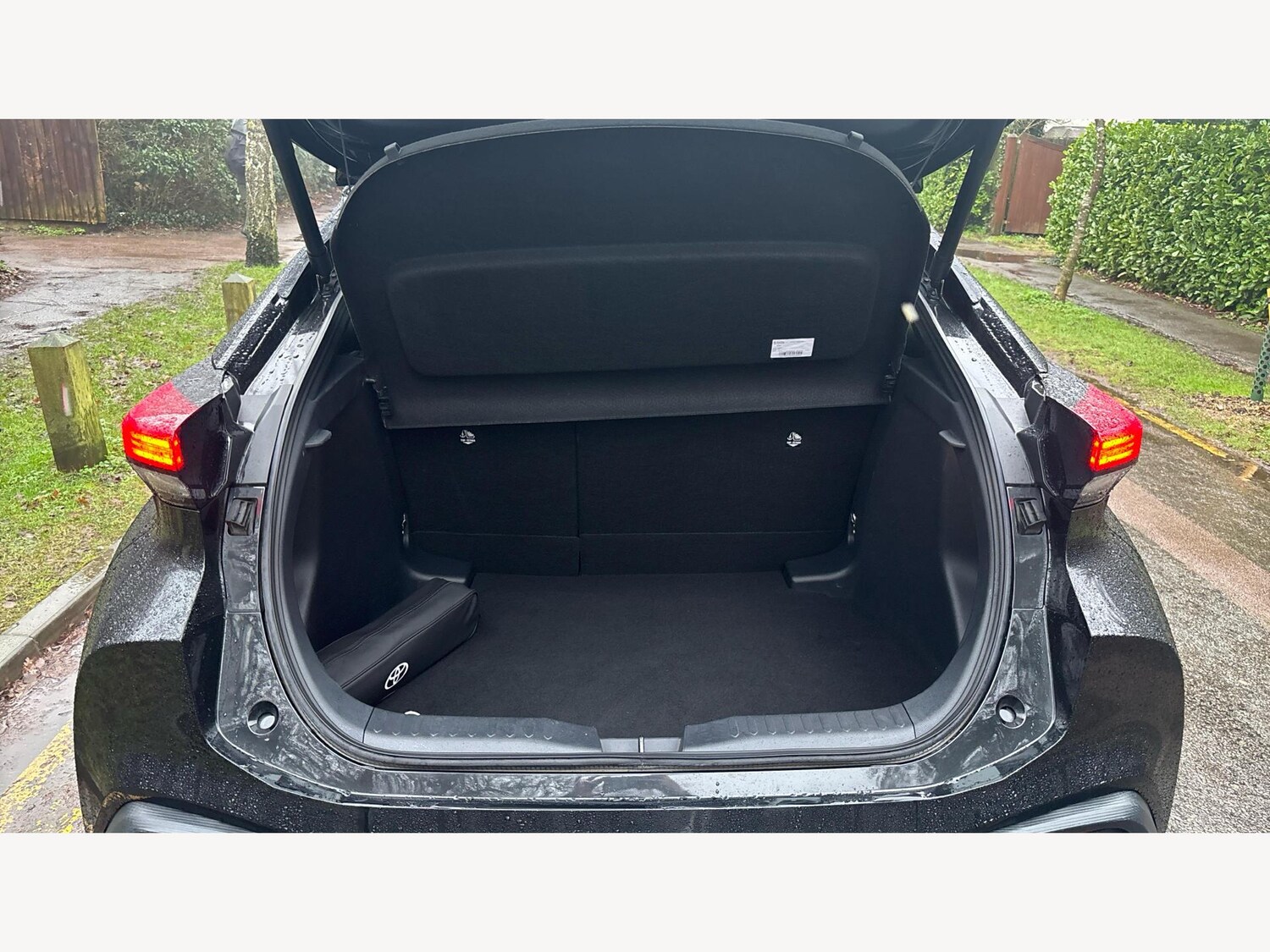 Used Toyota C-HR 2025 for sale - 77496379: Photo 16