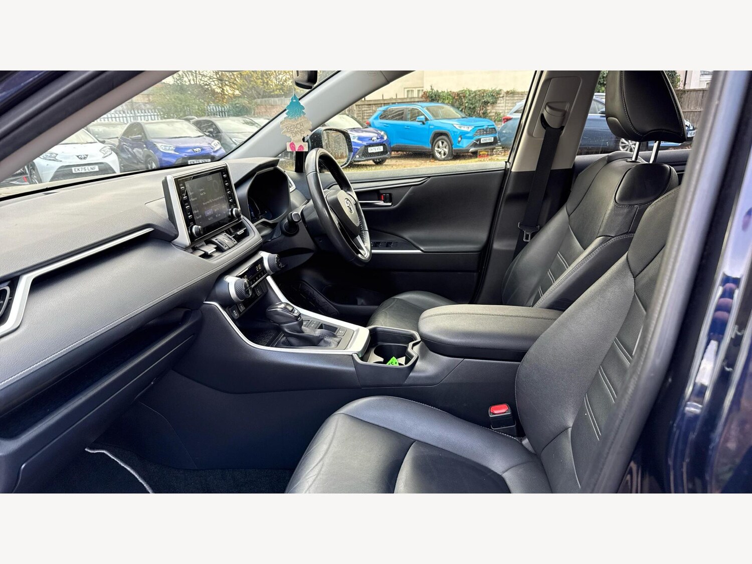 Used Toyota RAV4 2021 for sale - 76538683: Photo 12